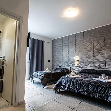 Piano Monaco Guest house 3*