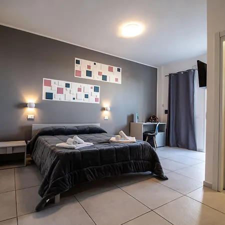 Piano Monaco Guest house 3*
