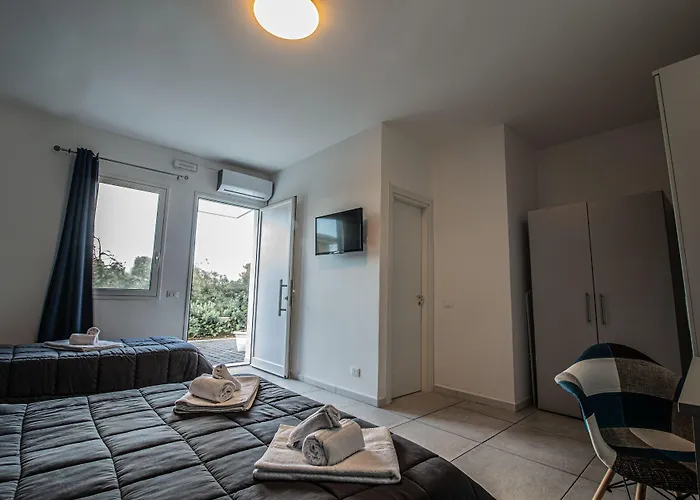 Piano Monaco 招待所 3*