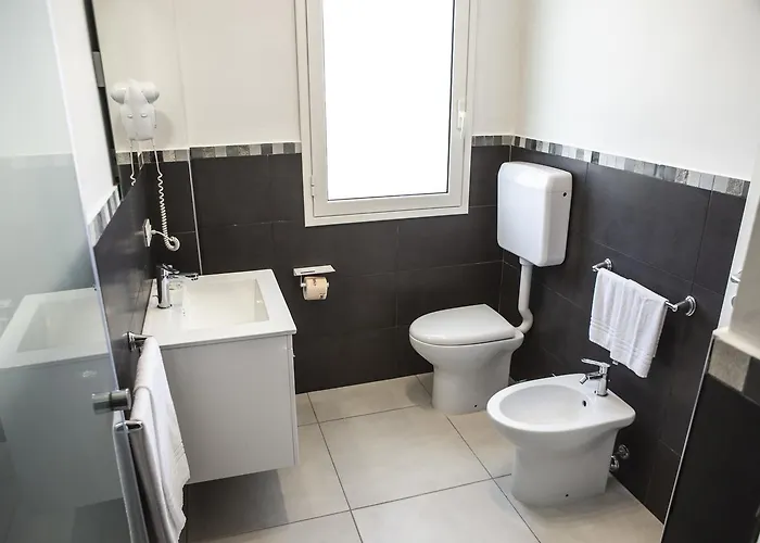 招待所 Piano Monaco 3*